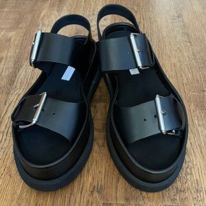 ❤️❤️ STELLA MCCARTNEY SANDALS SIZE 81/2 ❤️❤️
